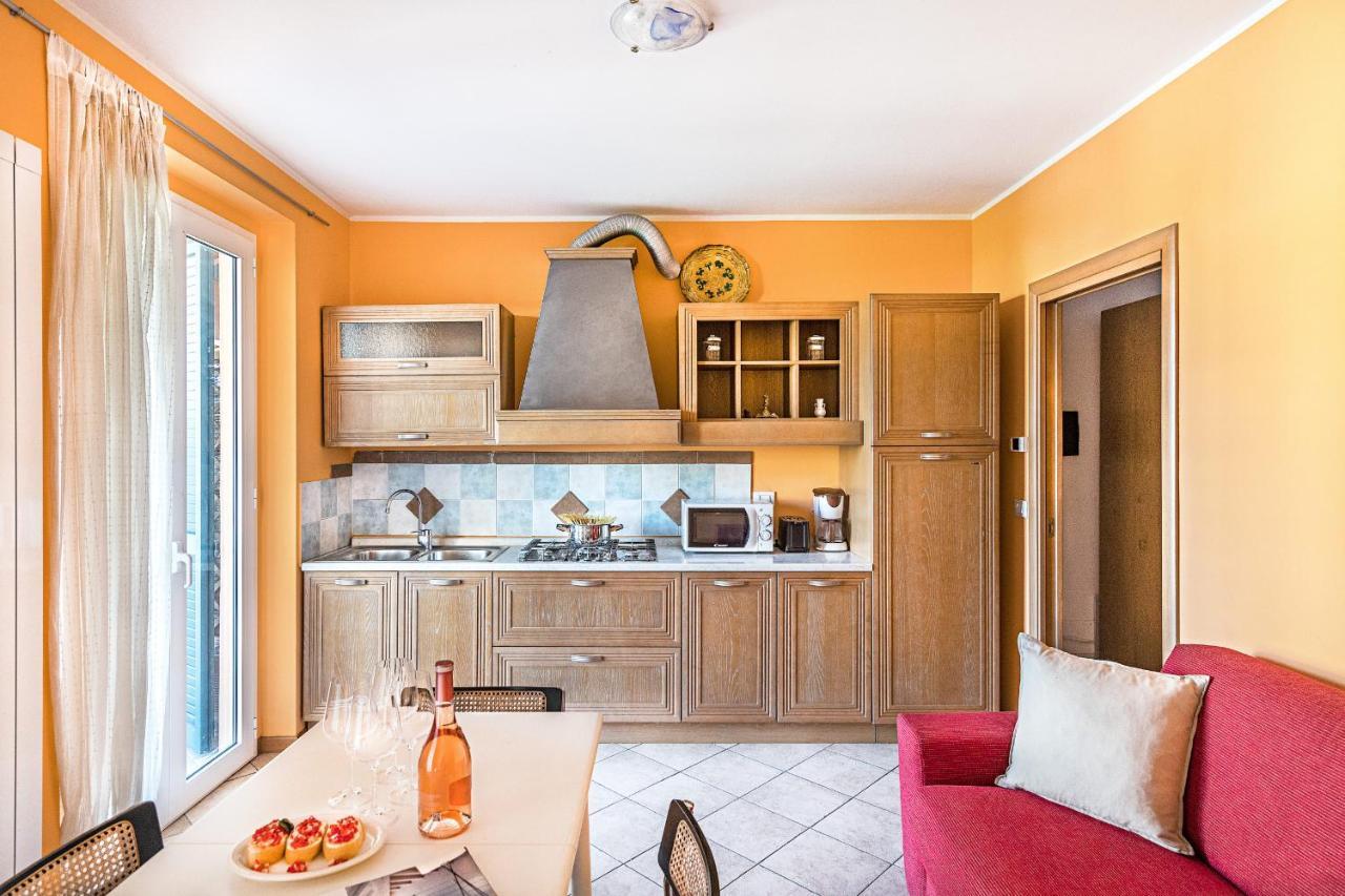 Annamaria 9 Apartment By Wonderful Italy Sirmione Kültér fotó